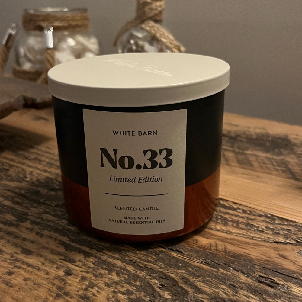 Bath and Bodyworks No. 33 Candle Three Wick NEW!! Last one !!